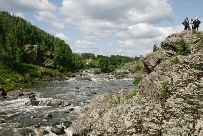 Порог ревун фото летом