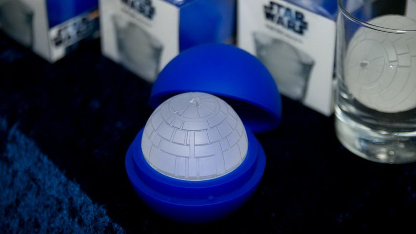 ����� ��� ����. ���� � ����� blastr.com