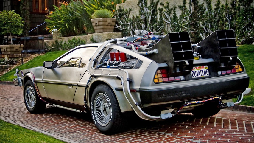 ���������� ����� DeLorean. ���� � ����� scifi-tv.ru
