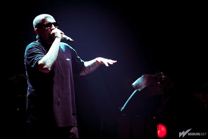 ноггано концерт. ноггано концерт. баста концерт нинтендо. ноггано концерт чб. баста ноггано концерт.