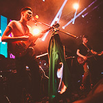  Klaxons  ,  4