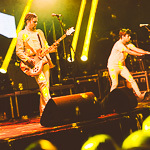  Klaxons  ,  32