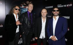 ���� � ����� metallica.com