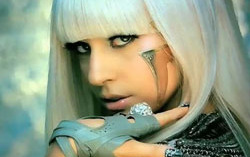 Lady Gaga.    megalyrics.ru
