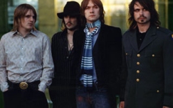 Kasabian. ���� � ����� muzagent.com