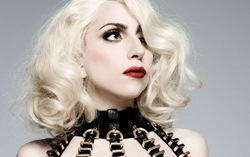 Lady Gaga.    devahi.net